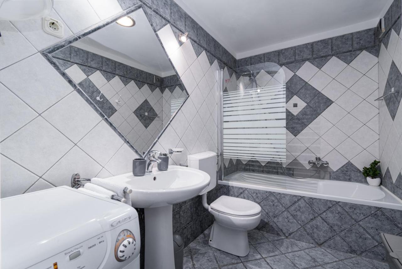 Apartments With Wifi Rijeka - 7825 Экстерьер фото